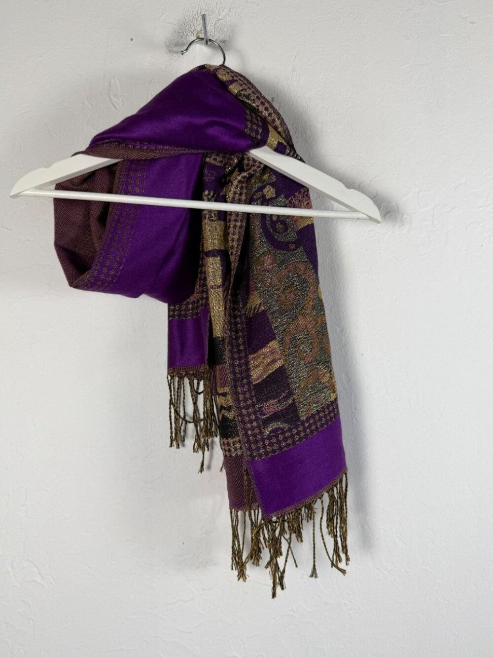 Purple & Gold Metallic Woven Scarf Boho Paisley Pashmina Wrap Fringe 62x27